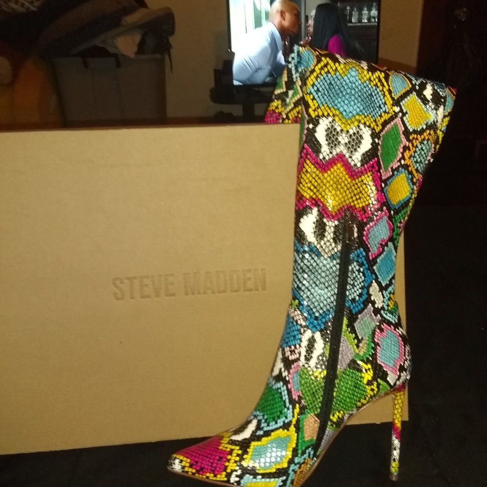 Steve Madden boots size 7.5